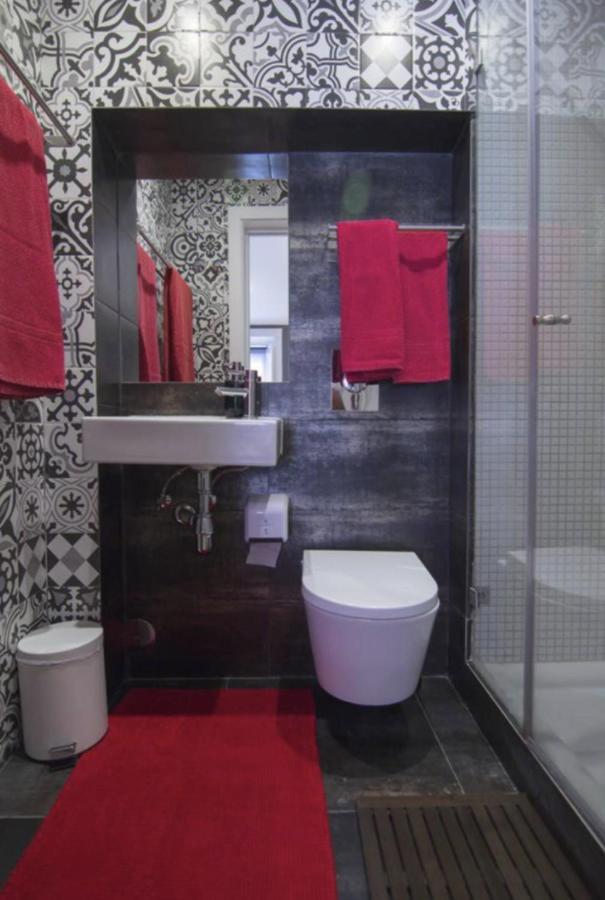 Chiado/Bairro Alto 2 Bedroom Apartment Lissabon Exterior foto